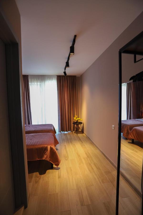 Hotel Inside Kazbegi Exteriör bild